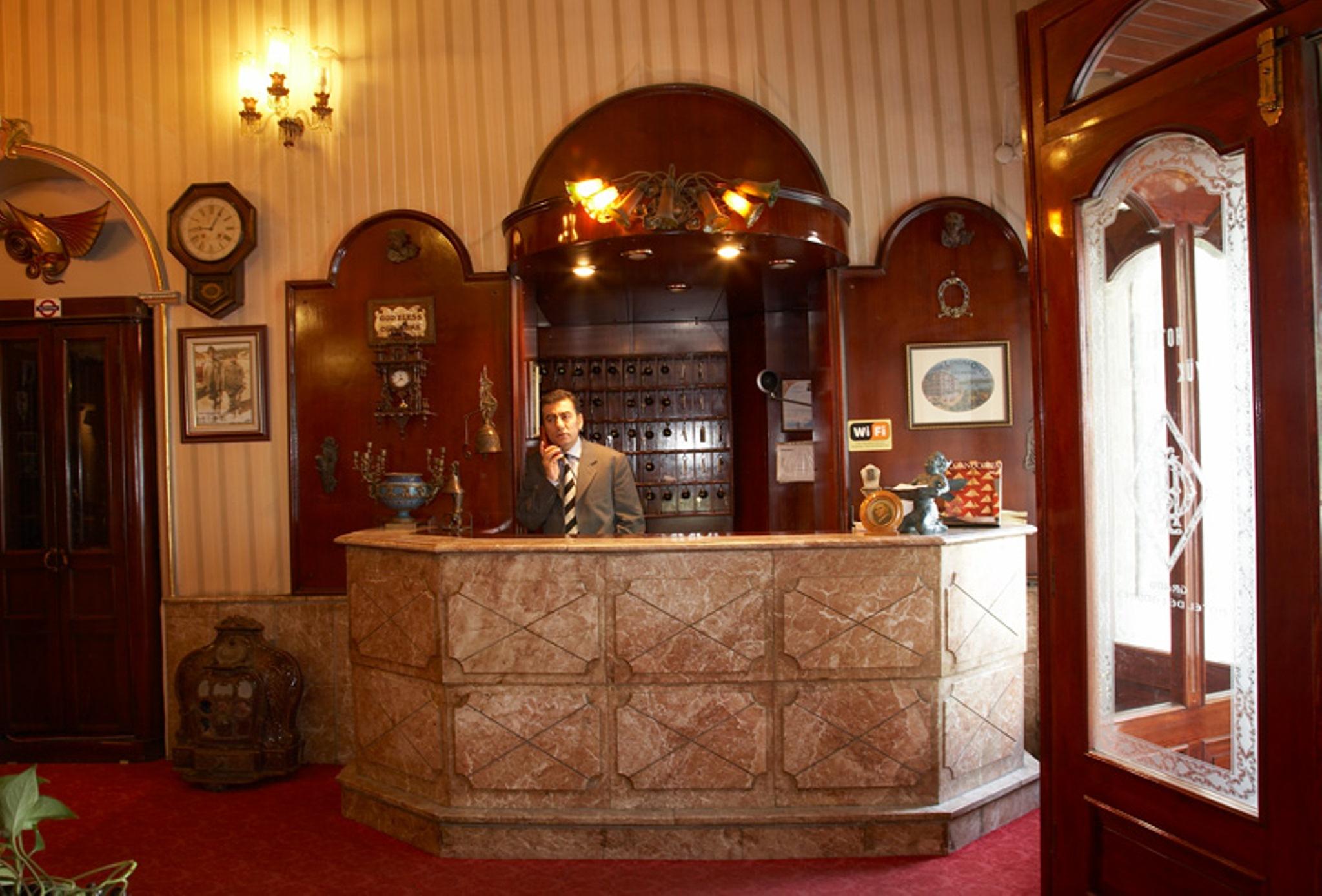 Grand Hotel De Londres Istanbul Bagian luar foto